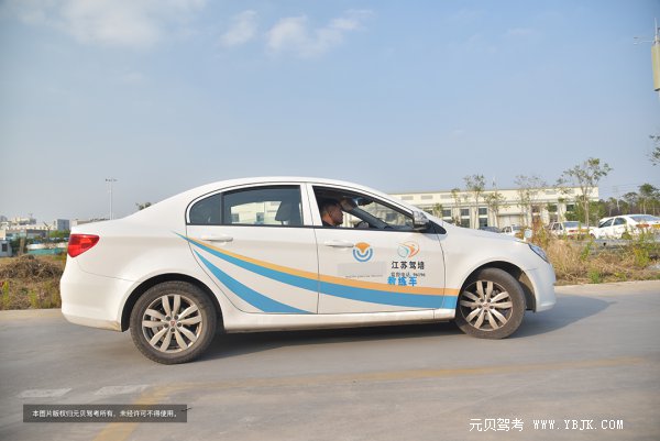 科二倒车入库每练必挂？教你这几招轻松拿下，一看就会！