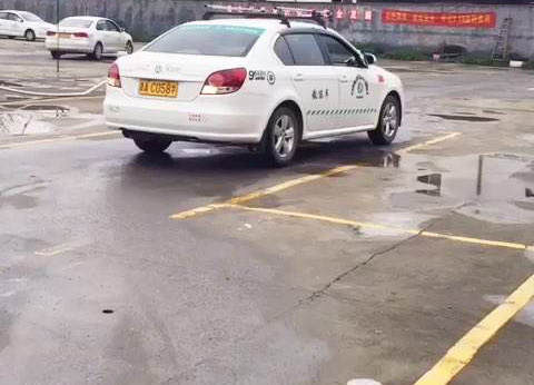 科目二考试中，你需要注意这五点……不然就等着挂科吧！