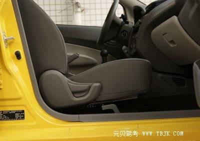 小课堂要想考试不失误，调整座椅不能少，如此简单不得不服！