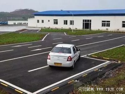 科目二方向盘怎么打？超详细秘籍在此，看完保证你会 第2张-库车驾校排名-报名电话-价格表-考驾照流程-科目考试技巧