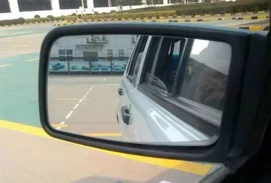科二考前必看——倒车入库技巧详解