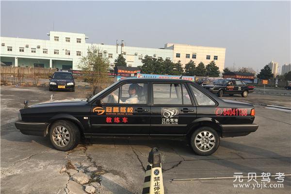 倒车入库需要注意的3点，没有教练会提醒你