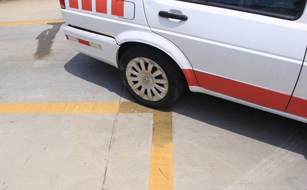 科目二技巧讲解：倒车入库难点攻克