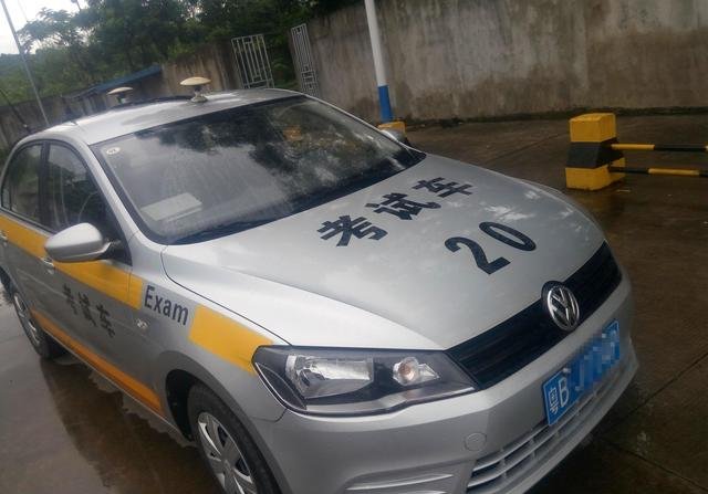 科目二第一次练车是不是很绝望