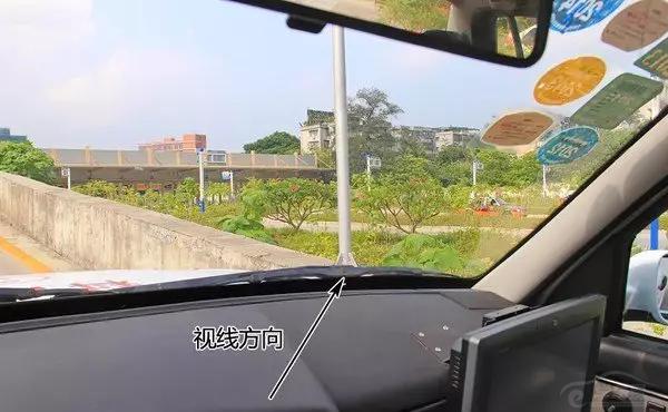 坡道定点停车与起步四个难点解析