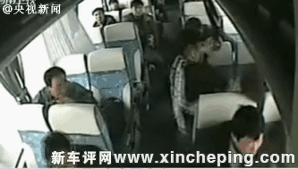 乘大巴车未系安全带将不允许出站