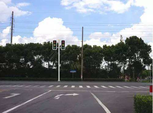 科目三通过路口踩了刹车还挂科