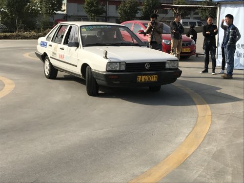 最详细的曲线行驶压线攻克指南