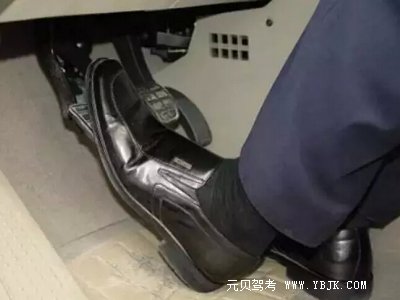 科三最关键脚下功夫
