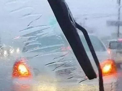 科目三考试碰到下雨怎么办