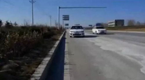 科三大路考的8种最惨死法 第7张-库车驾校排名-报名电话-价格表-考驾照流程-科目考试技巧