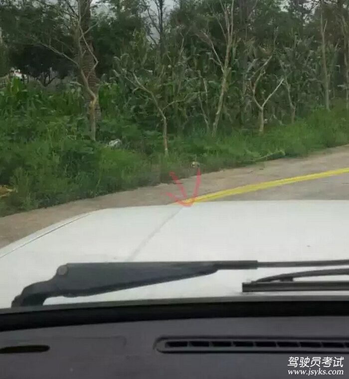 教练详解曲线行驶考试技巧 第3张-库车驾校排名-报名电话-价格表-考驾照流程-科目考试技巧