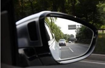 科目三变更车道有4个低级错误