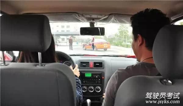 学车考驾照