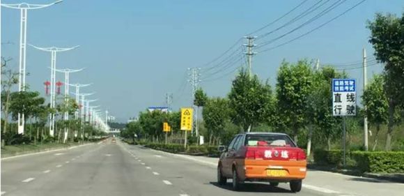 科三直线行驶考核标准及操作技巧
