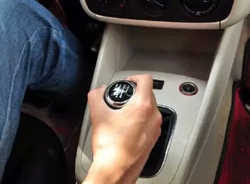 科目三路考挂档技巧