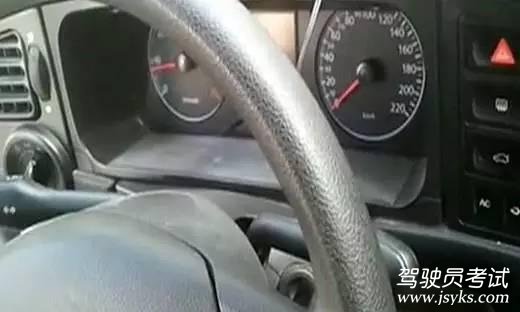 科目三路考灯光模拟考试技巧