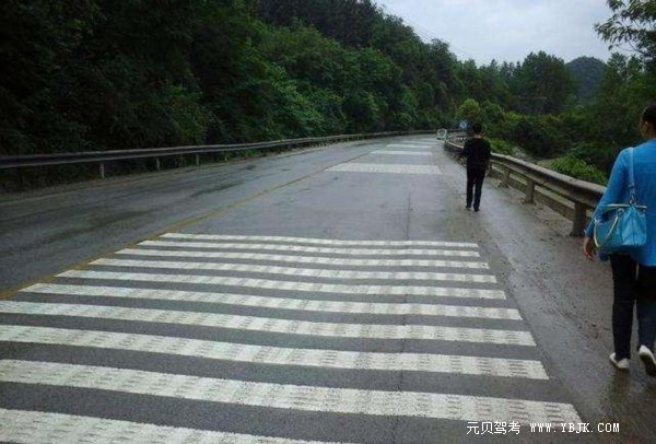 科目一最容易被忽视的几种道路标志