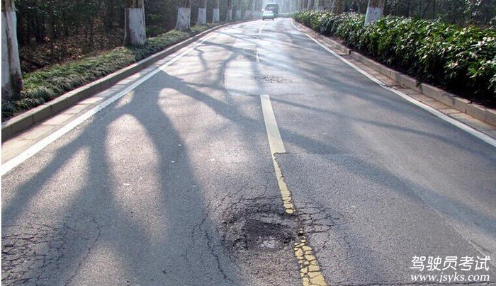 终于顺利通过路考了