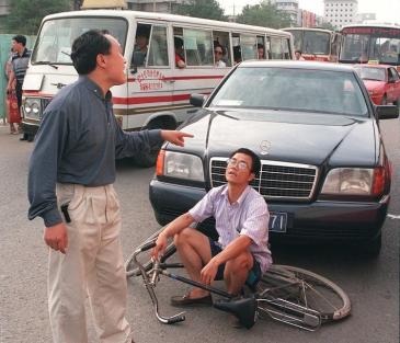 中国司机不会为行人刹车