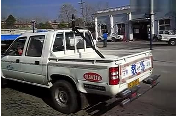 皮卡曲线行驶操作技巧