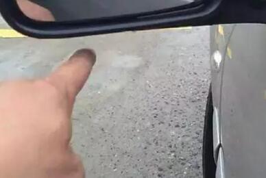 倒车入库找什么点最准?找准时机才能一把过