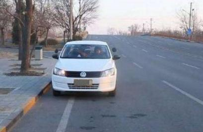 科目三靠边停车30公分技巧要点