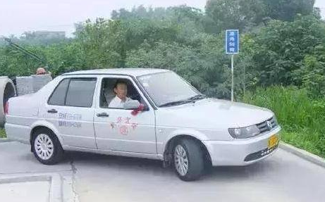 驾考科目二如何顺利通过考试