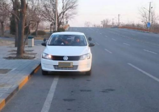 靠边停车30公分注意事项有哪些