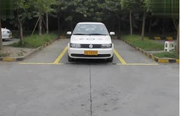 科目二倒车入库方法