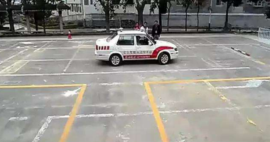 科目二考试两次机会怎么用？