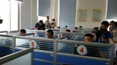 科目一考试要带什么证件