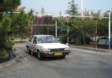 2019驾考科目二考试如何控制车速