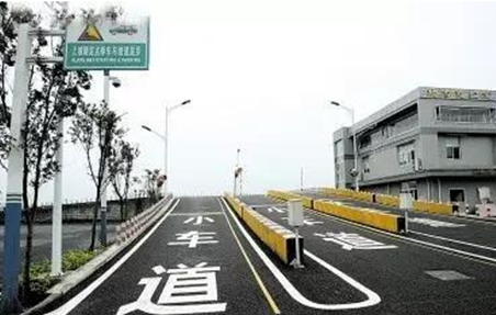 驾考科目二坡道起步如何避免熄火和溜车