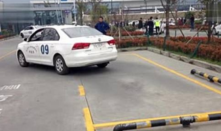 科目二侧方位停车步骤详解解与扣分标准