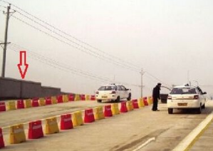 上坡路定点停车坡道起步技巧