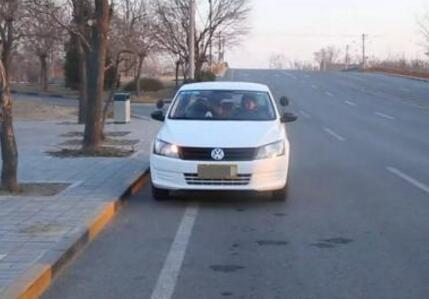 科目三靠边停车30公分技巧2019