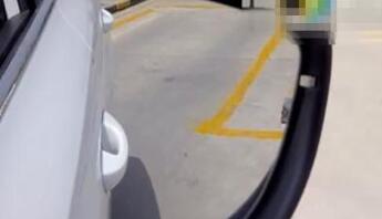 科目二倒车入库满分技巧图解