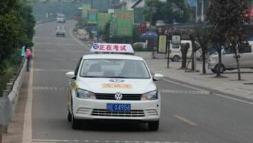 科目三百米加减档操作过关技巧