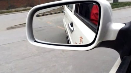 科目二倒车入库怎么判断方向