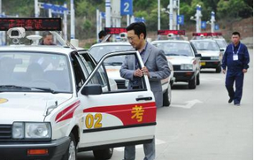驾照考试怎么避免闯红灯