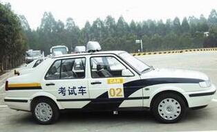 考科目二不适应考试车怎么办