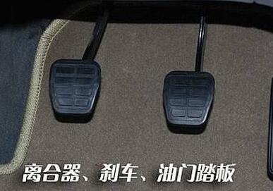 技巧科目三考试油门控制技巧
