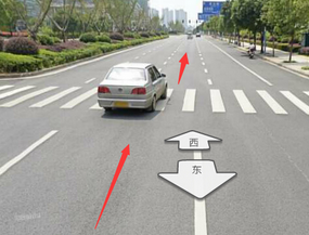 科目三考试怎么避免车辆跑偏
