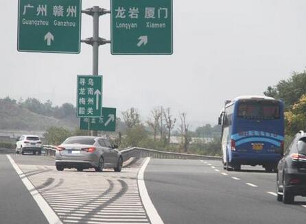 新手上高速前需要注意什么事项