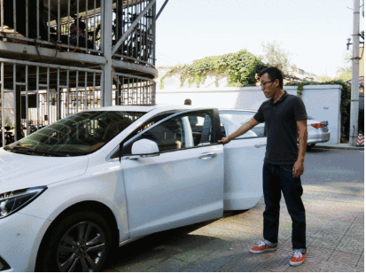 新手开车如何安全上下车