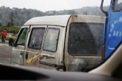 不想追尾?请躲开这六种车!新手请注意!