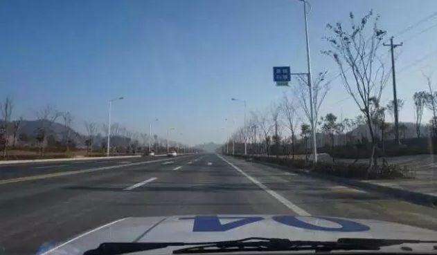 练车怎么回正车身 第3张-库车驾校排名-报名电话-价格表-考驾照流程-科目考试技巧