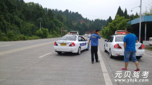 科目三难点解析：拒绝起步就挂科的技巧
